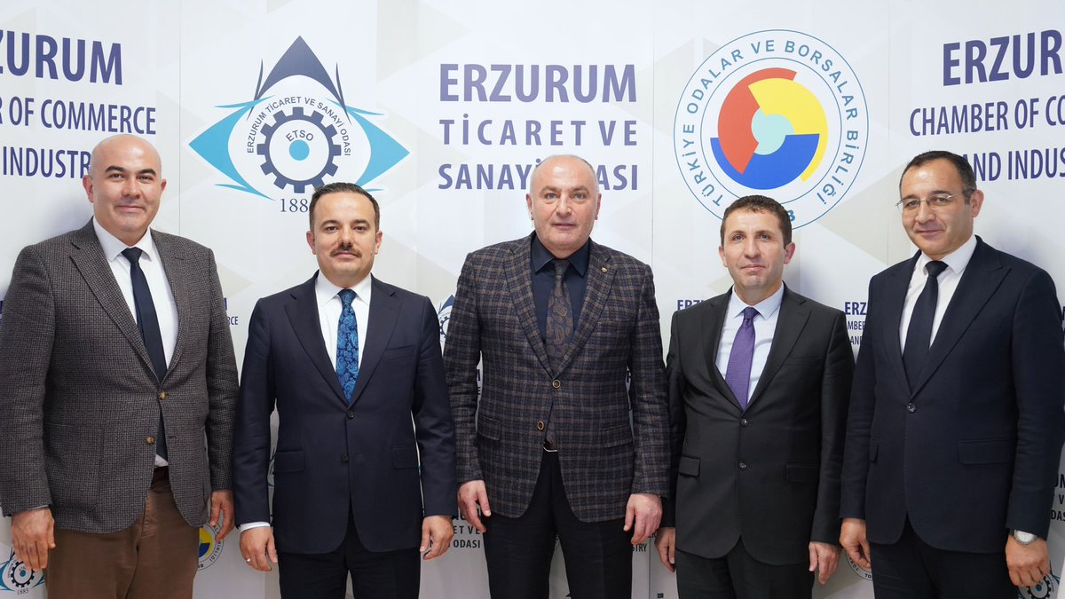 Sanayi ve Teknoloji Bakanlığı Stratejik Araştırmalar ve Verimlilik Genel Müdürü Abdullah Başar, Genel Müdür Yardımcısı Hakan Erten, Daire Başkanı Yücel Özaran ve Erzurum Sanayi ve Ticaret İl Müdürü Ender Cihan Timur, ETSO’yu ziyaret ederek TOBB Yönetim Kurulu Üyesi ve ETSO