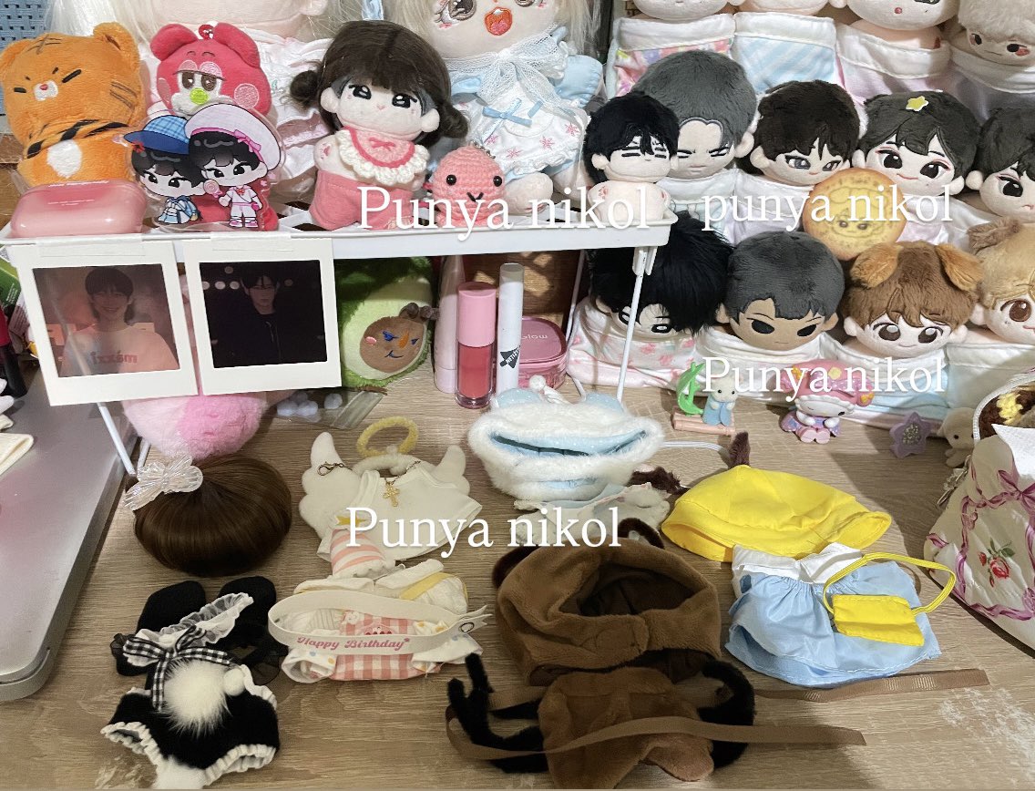 BUNNYYPIIE's tweet photo. #EDask gusy.. adakah yg mihu mengangkut baju2 anak2ku.. ga smua for sell sieh cmn ak kebanyakan dn ini bru setengah sybau😭💔 https://t.co/QwlLjHm4SD