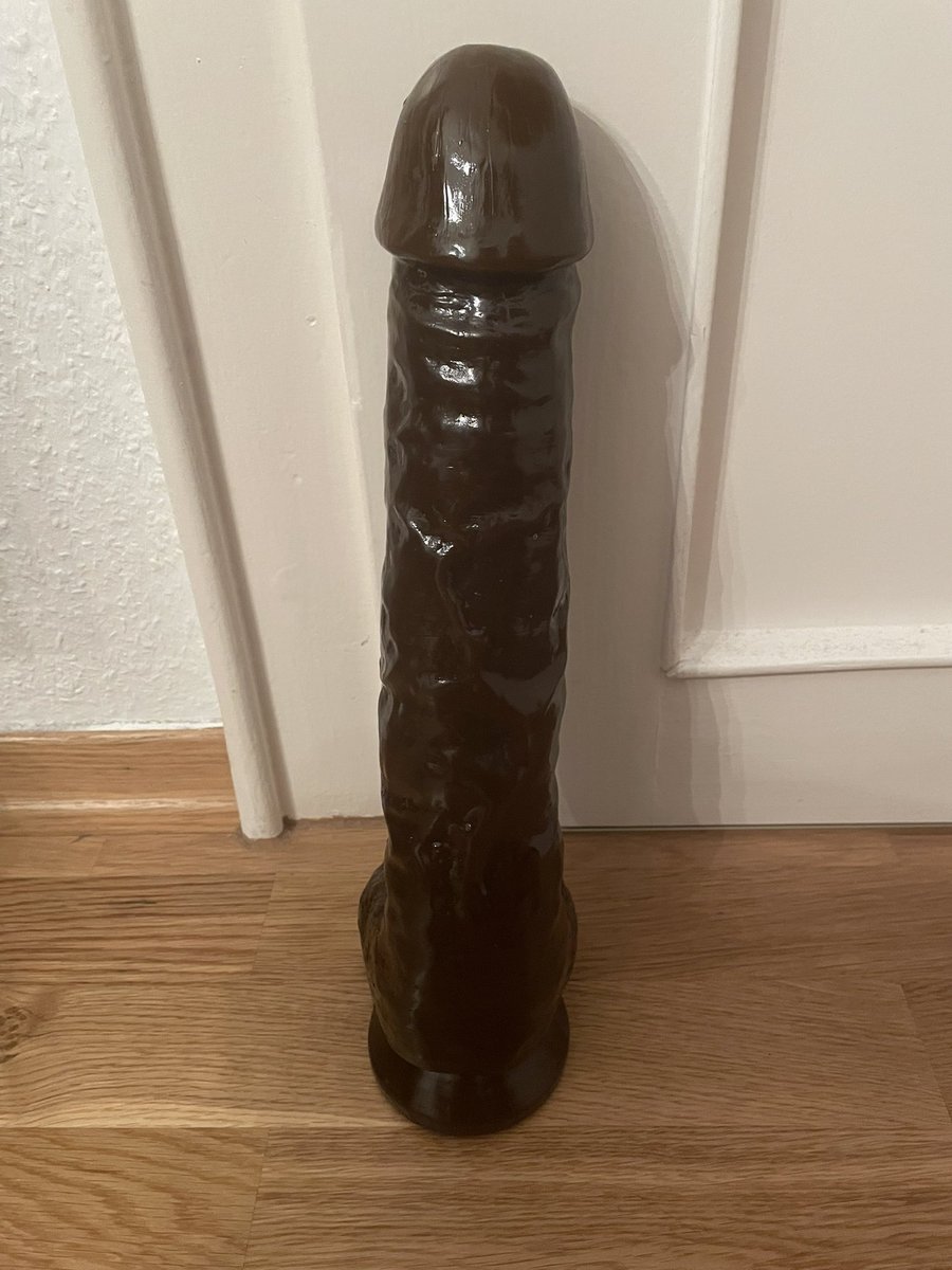 NEW POST!!! 🔥💦

Schaut euch an wie ich meine Arschfotze mit einem 34x7,5cm dicken Dildo hart durchficke 💁‍♀️

Abonniert jetzt meinen OnlyFans Account für nur noch 4,99$ anstatt 25$ und verpasst nichts mehr von meiner strengen Erziehung mit <a href="/Goddess_Kyra_/">⚜️Goddess Kyra⚜️</a> ✨👑