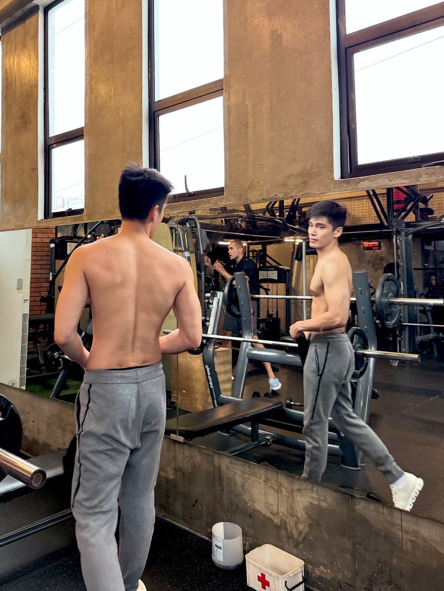 Prince Clemente tweet media