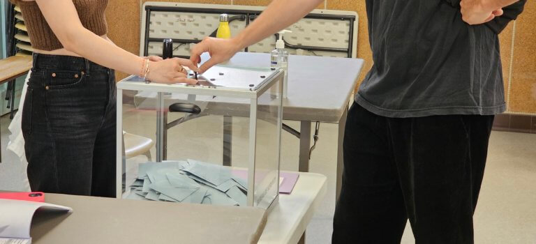 's tweet image. L'actu des municipales 2026 en Val-de-Marne #1: le maire de Fontenay se lance, candidatures, Adel Amara publie un livre préfacé par Christian Favier 94.citoyens.com/2025/lactu-des…