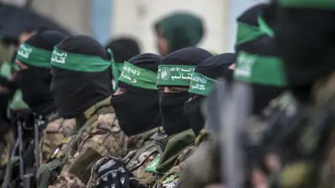 Zurdos lamesuelas
¿Por qué Israel aceptó la propuesta de paz propuesta por EE.UU. y los TERRORISTAS de Hamás aún no?