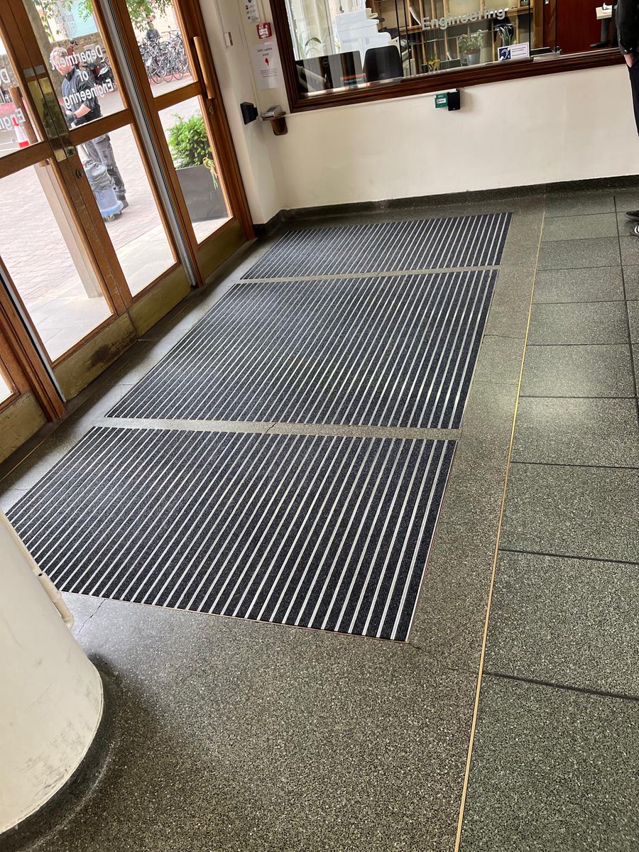 MatWorksES's tweet image. ✨ Before &amp;amp; After: Cambridge University ✨

Frameworks 17C mats with MW Rib Anthracite inserts – heavy-duty, high-performance, easy to clean.

See all insert options: ow.ly/EcIe50X4TX1

#CambridgeUniversity #EntranceMatting #HeavyDutyMats