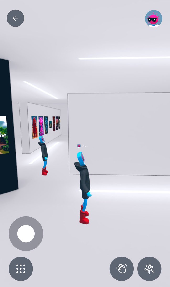YuMaraDesign's tweet photo. ✨ Exploring the Amara Nomad Stay gallery with @YUNVME7  🖼️
Art, vibes, and a touch of metaverse magic 🌍🎨
Every wall tells a story, every step feels like an adventure.
@afrodc0 
@abrahamonchain 
@ShinniegalX 
@Thionne_WTZ 
@realtommybibi 

#AmaraNomadStay #MetaverseGallery #DigitalNomads #Web3Lifestyle