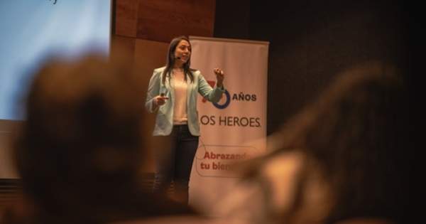 Emprendedores 50+ se especializaron en digitalización y uso de inteligencia artificial dlvr.it/TNPSkh