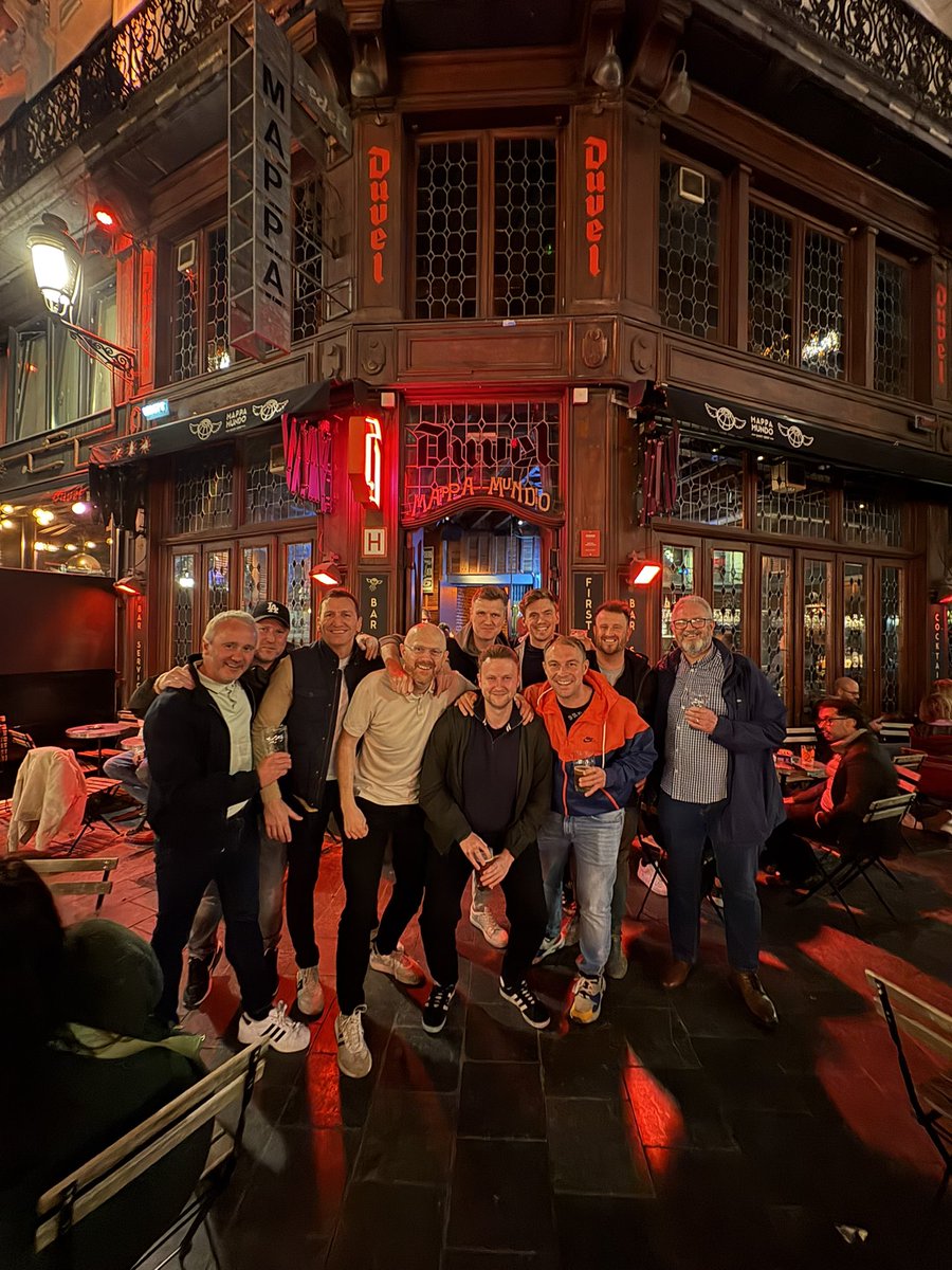 CraigHope_DM's tweet photo. 🇧🇪 Writers, vloggers & (some) joggers… drinkers & (some) thinkers #presspack
✍️ @Scottwilsonecho @lee_ryder @mhardysport @MsiDouglas @jordancronin_ @DomScurr @garystonehouse @LiamJKennedy23 @DamianSpellman https://t.co/G6c1H6onZN