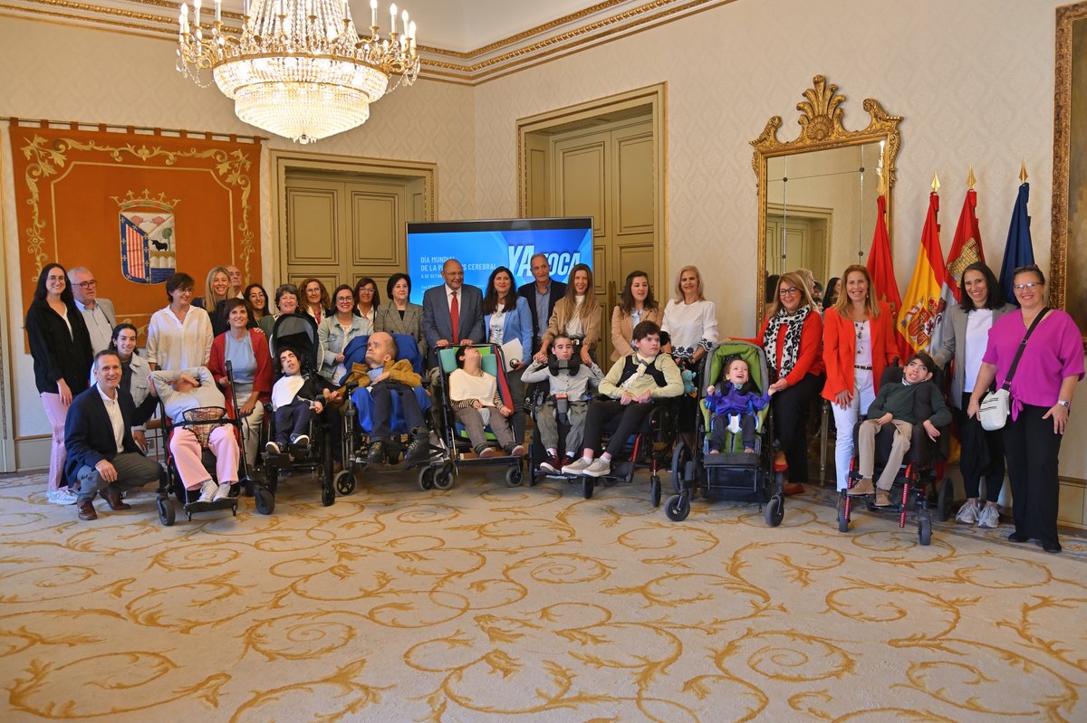 El <a href="/aytoSalamanca/">Ayuntamiento Salamanca</a> colabora con <a href="/AspaceSalamanca/">ASPACE Salamanca</a>  en el programa de actividades con motivo del Día Mundial de la Parálisis Cerebral que se celebrará el 6 de octubre en la Plaza Mayor desde las 11:30 horas con la lectura de una manifiesto, baile y música.

aytosalamanca.es/w/el-ayuntamie…