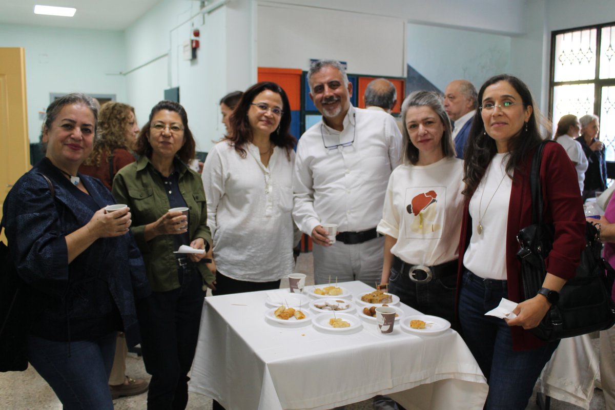 DEU_IzmirMYO's tweet photo. 2025-2026 Akademik Yılı Başladı!
9 Eylül Üniversitesi İzmir Meslek Yüksekokulu olarak yeni dönemi Akademik Yıl Açılışı, Akademik Kurul Toplantısı ve Açılış Kokteyli ile karşıladık 
#DEÜ #İzmirMYO #AkademikYıl #20252026 https://t.co/ix3EkJaQGh