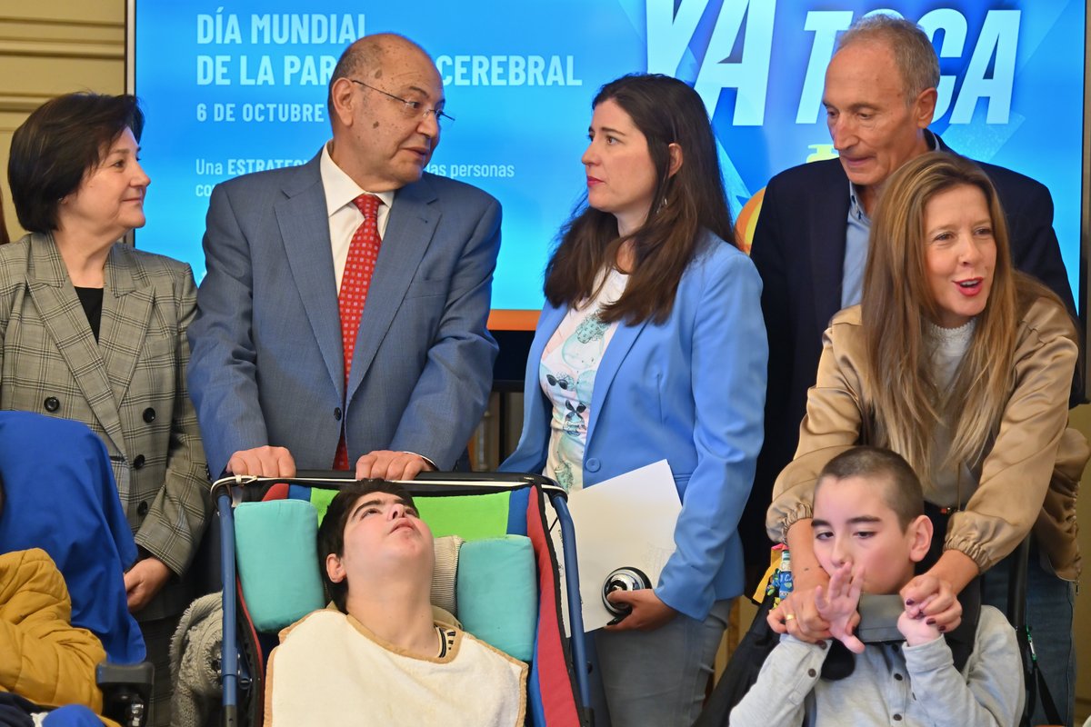 Miryam Rodríguez, concejala de Familia e Igualdad de Oportunidades, refrendó el compromiso municipal para apoyar a las asociaciones en su labor en favor de una mayor calidad de vida de las personas afectadas por alguna enfermedad, síndrome o discapacidad, así como de sus familias