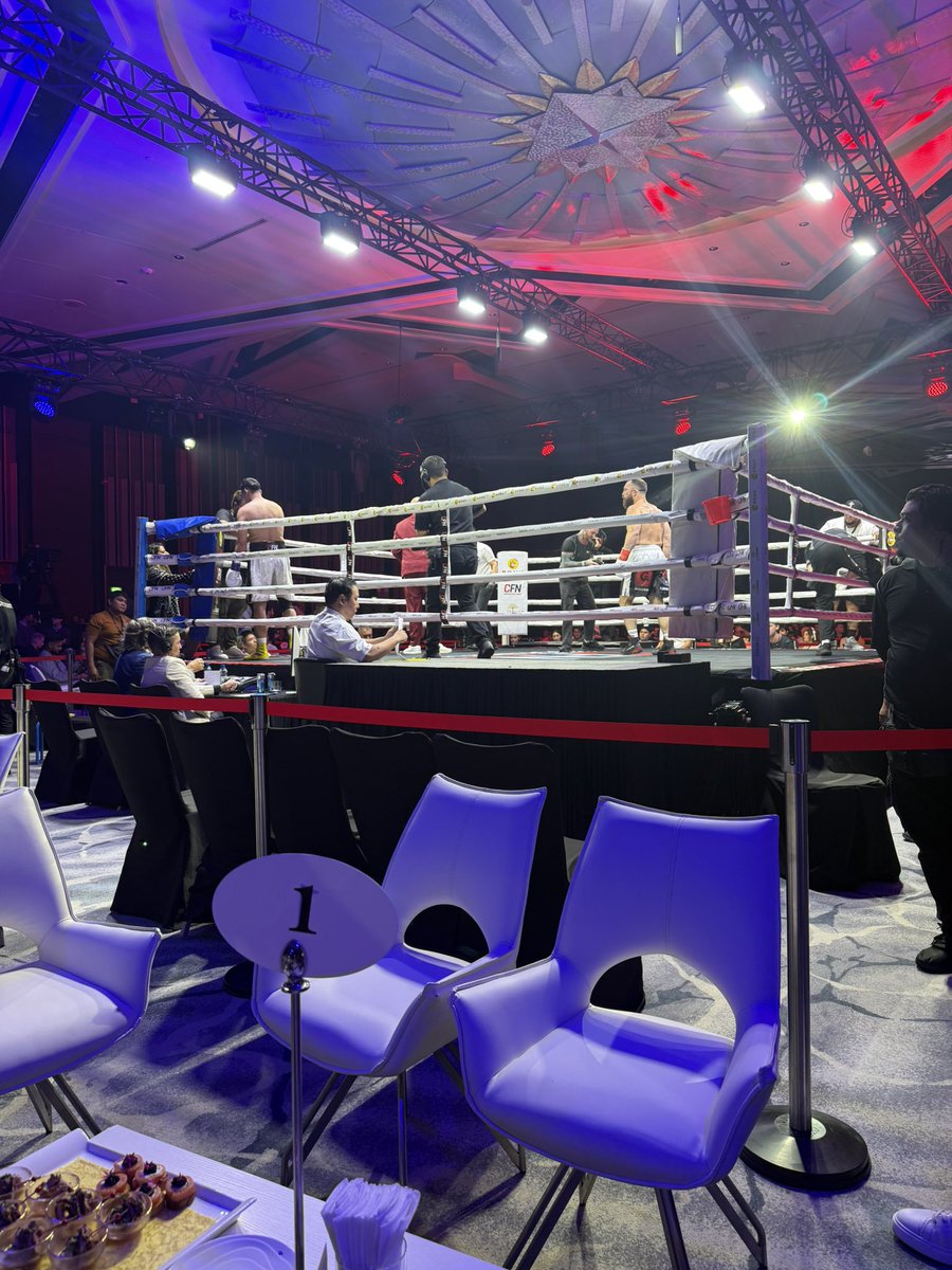 Once again shoutout to Bonk 

This not table 18 

This is Table 1 

The best view 

Special thanks to <a href="/iamkadense/">Kadense Pengu°❗️❗️❗️</a>