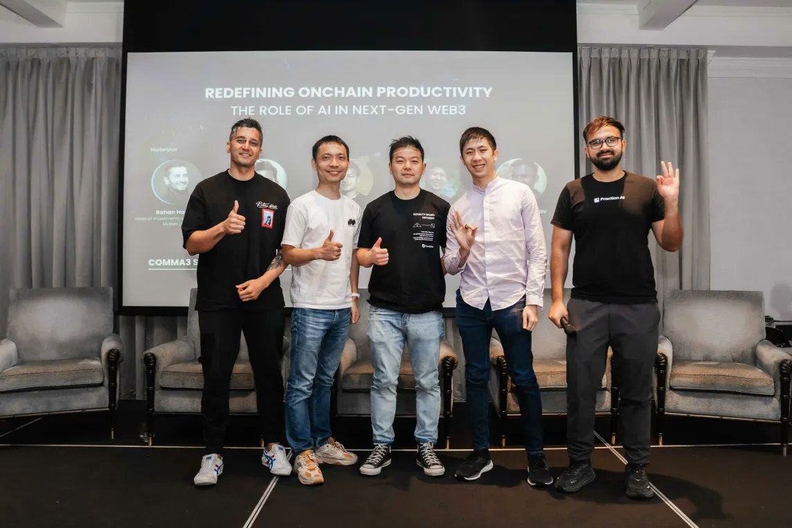 JosephRoli1's tweet photo. Hello fappers did you know @FractionAI_xyz Comma3 Summit 2025 was 🔥! @0xshai took the stage with AI × Web3 stars @NotCryptoBro & @TheTAOofData. Epic vibes!
Keep fapping Non-stop
#Comma3Summit #AI #Web3 https://t.co/vypKYSZLlH