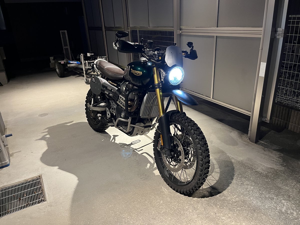 msr_1941's tweet photo. エンジン掛かった〜復活!
#Scrambler1200 https://t.co/alRN0mfZi0