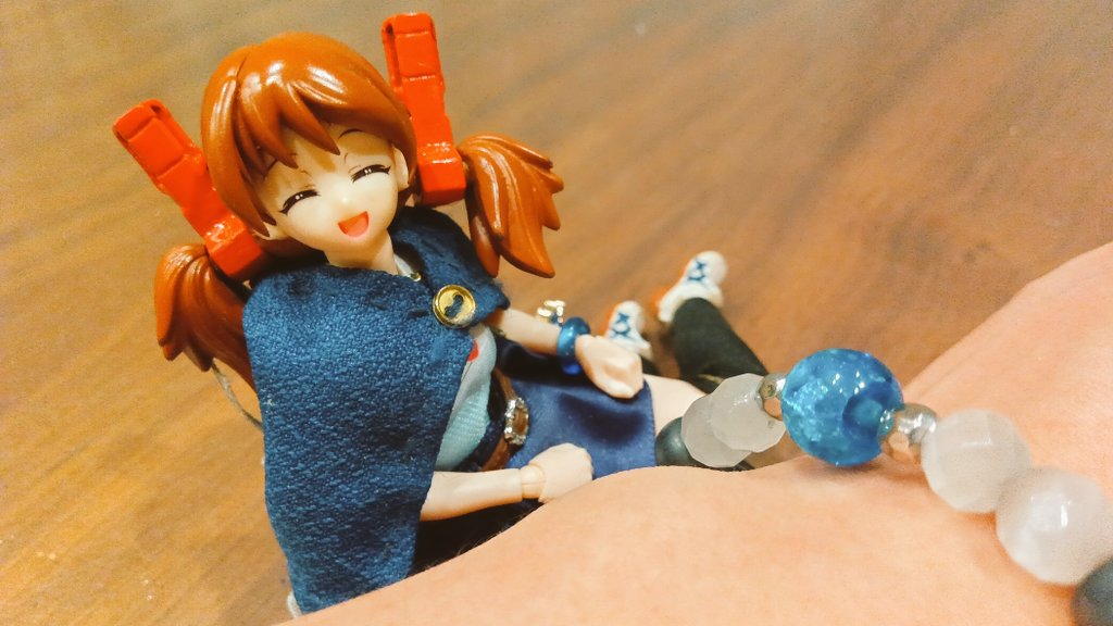 pringhunter's tweet photo. #10月になったのでフォロワーさんに自己紹介しようぜ
出先や喫茶店で写真を撮ってみたり、息抜き感覚で小噺を書いてみたりしています。 https://t.co/8fSRWzv2gn