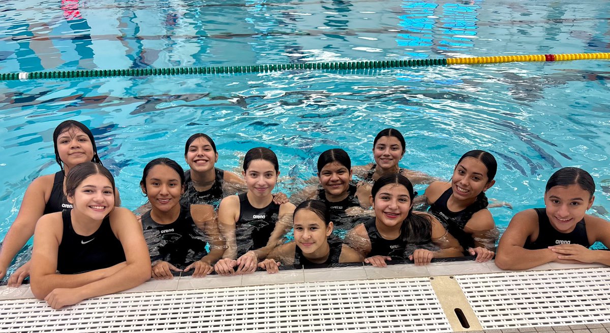 Last night was the last district game of the water polo season! Both boys and girls team beat the PSJA Southwest ECHS Javelinas. 
Girls: 20-1
Boys: 14-6

The girls finished 4th in the district advancing to the first round of the playoffs!