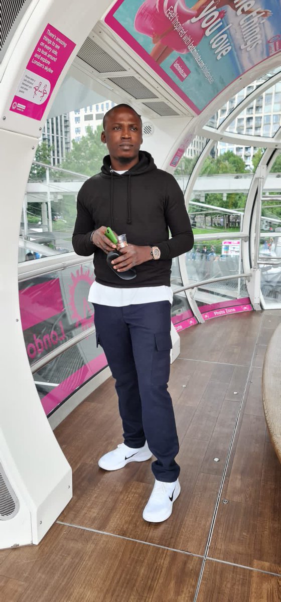 _thecreator_1's tweet photo. @Mobiolaa First day in the UK Vs.          3yrs later https://t.co/4RXVFYFLRE