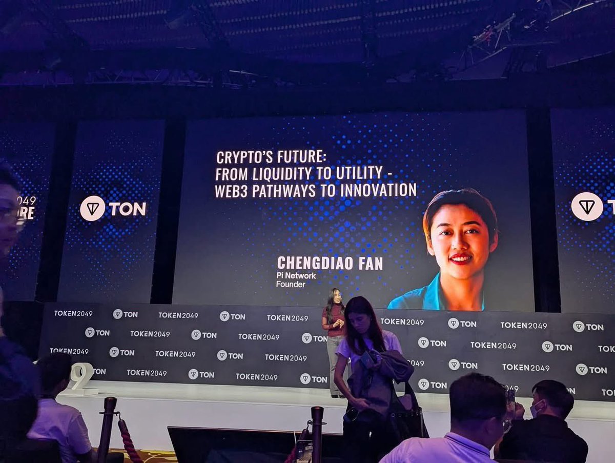 thaibinh85dn's tweet photo. BREAKING 🔥 :
Dr. CFan - the founder of Pi Network speaks at the planet’s largest crypto event - TOKEN2049 Singapore with the topic “Crypto’s Future: From Liquidity to Utility Web3 Pathways to Innovation”.
#PiNetwork #PiCoreTeam #Payofpi https://t.co/N1J0u3juFN