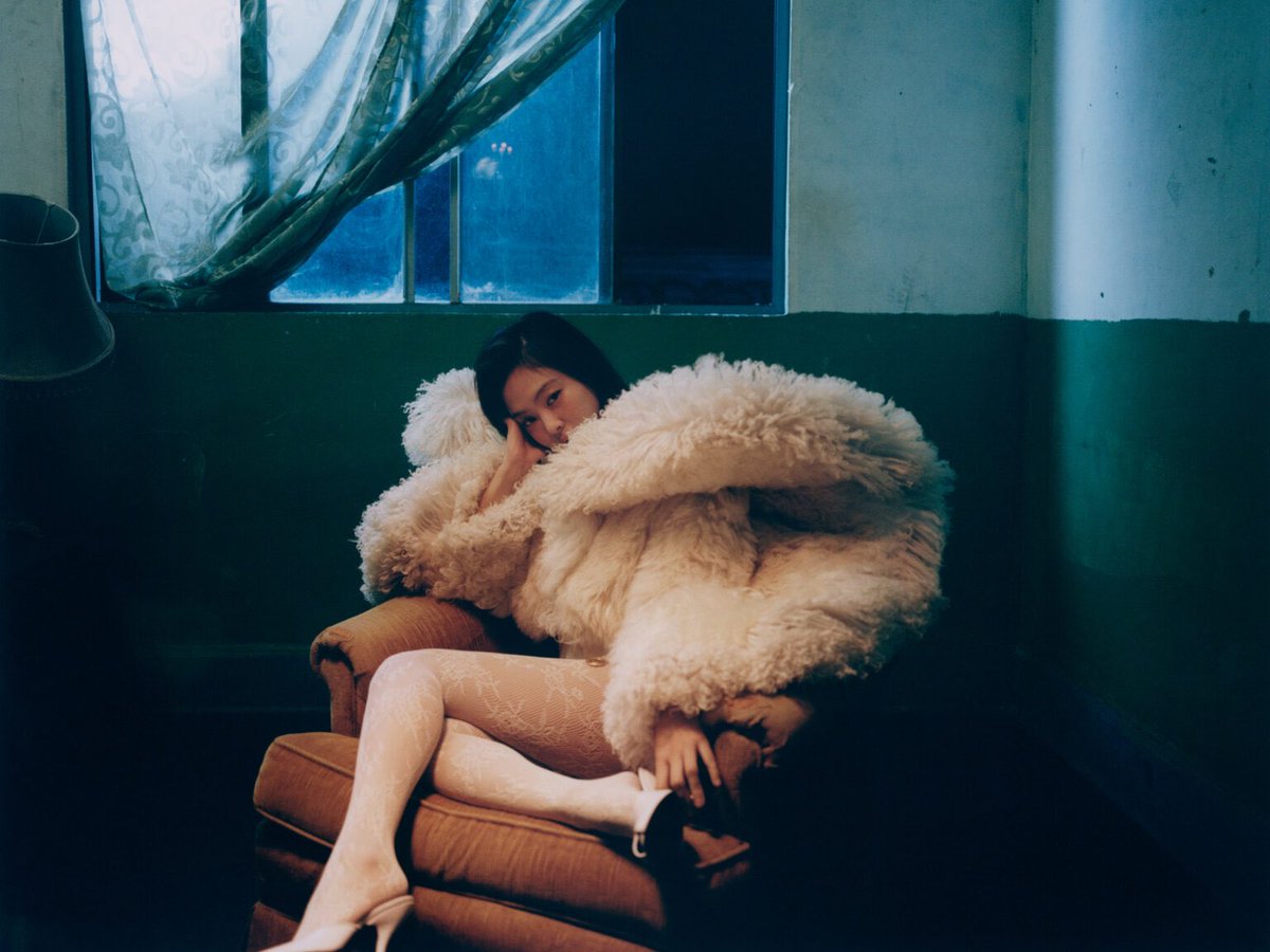 jennie pics tweet media