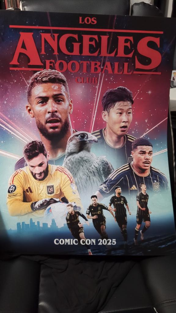 ChickHearn1's tweet photo. @LAGalaxy310 They also advertised at Comic Con https://t.co/FZXIkE6uk6