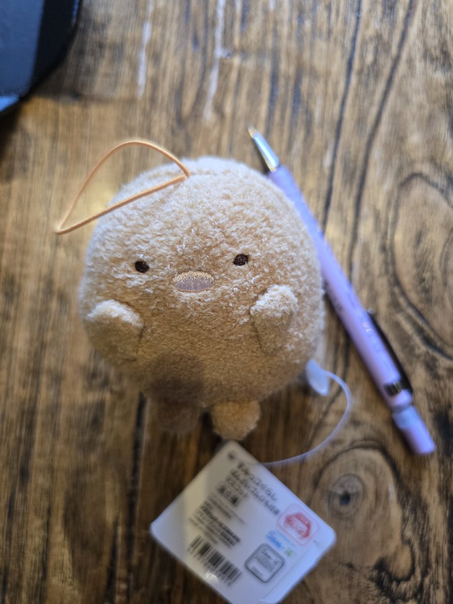 감자인 줄 알았는데 뵹아리인 건에 대하여...
필기감 좋은 보라색 샤프도 완전 조아여🩷🩵 <a href="/overthedreamer/">몽상가🎗</a>