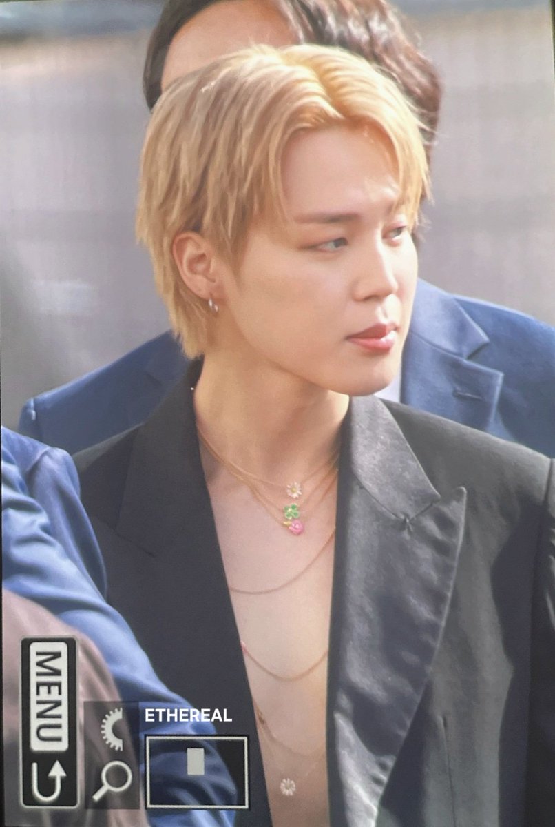 ethereal__jimin's tweet photo. 251001  
#지민 #방탄소년단 #BTS #JIMIN #JiminxDior
#DIORSS26 #PFW #Dior https://t.co/PPrbUETLVl