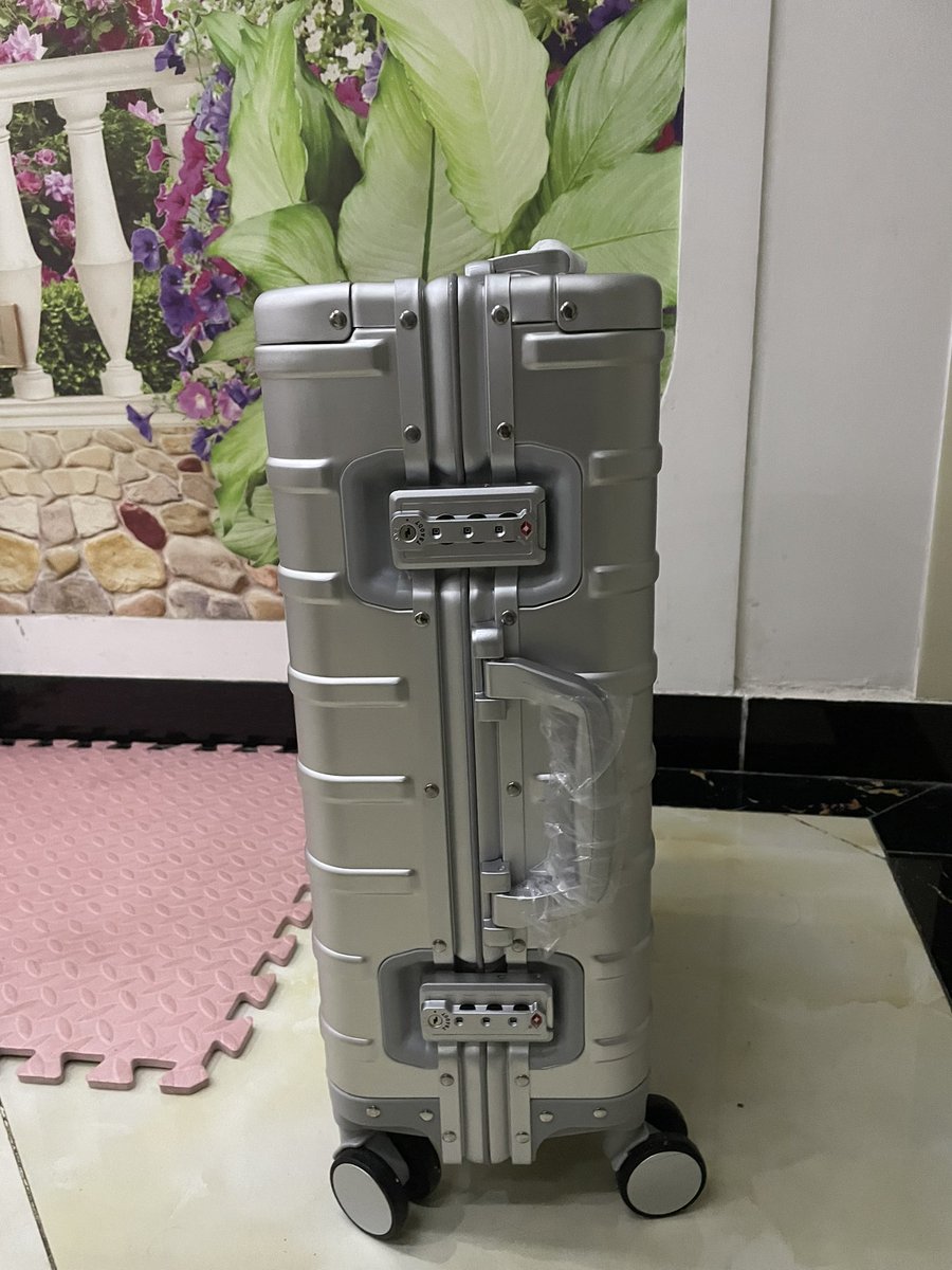 独领风骚必暴富 tweet media