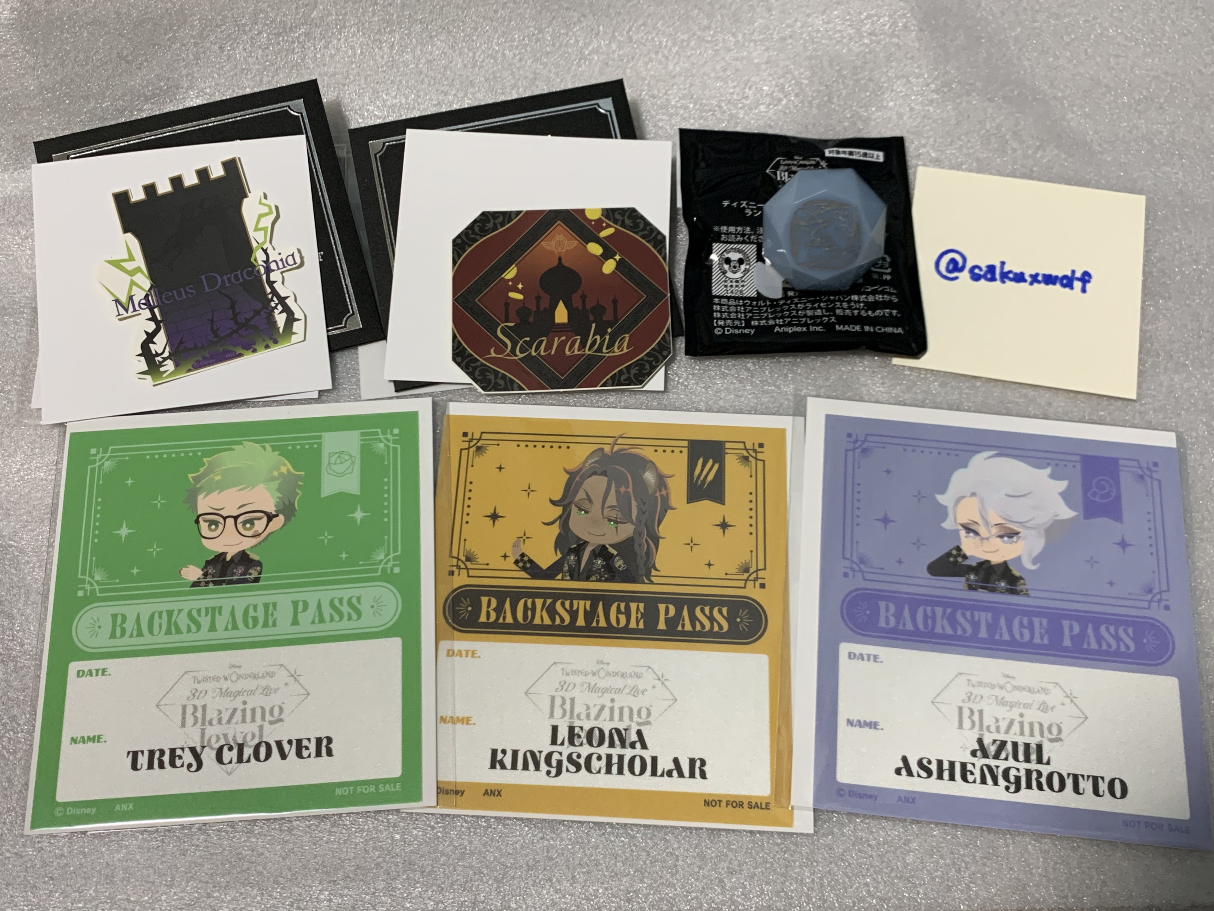 ツイステ ブレイジングジュエル リングライト エース Disney