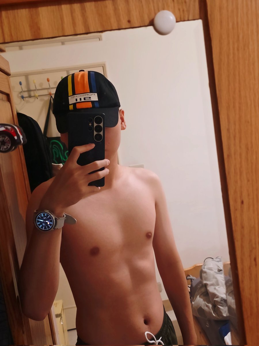 上個月體檢太肥了
最近有認真 好像有比較大隻
但主人說沒有...
反正記錄一下