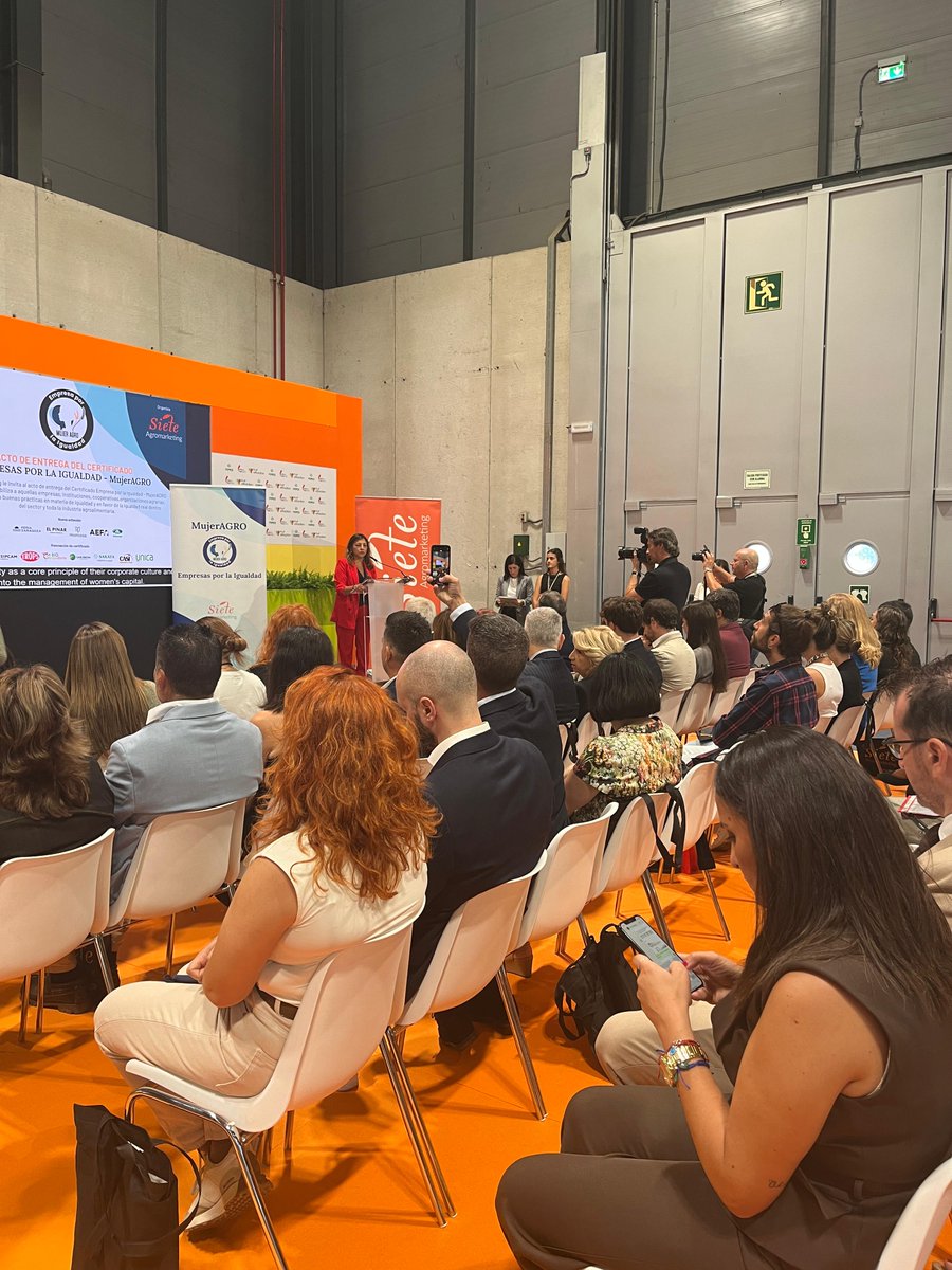 Bayer Crop Science España tweet media