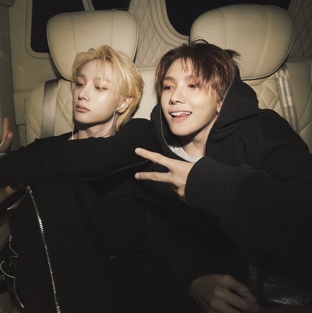 suyaaaaa_0's tweet photo. 솔직히 말해라 너네 차에서 뭐했냐 https://t.co/kT2tvK2TzC