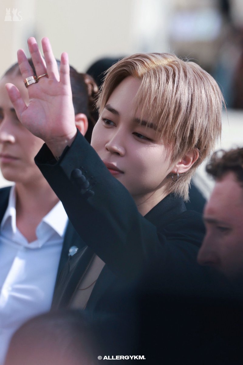 天使 (@jimim_of_bts) on Twitter photo 