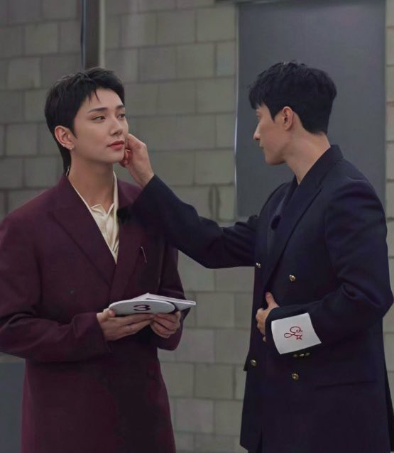 shuseokkie's tweet image. SANA ALL BADING