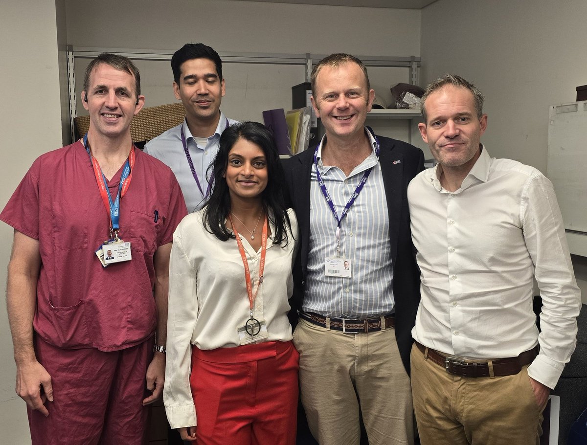 LambAlastair's tweet photo. Out with the old, in with the new!!
Sad to say goodbye to past years fellows &amp; registrars @Reddy4Urology,   @SamDaviesUro, @mohegz et al 
But great to welcome new fellows @ISanzgomez &amp; Cynthia O'Sullivan!

@GuysUrology @GSTTnhs 
#CuttingEdgeSurgery https://t.co/Gs5P5bTi4u