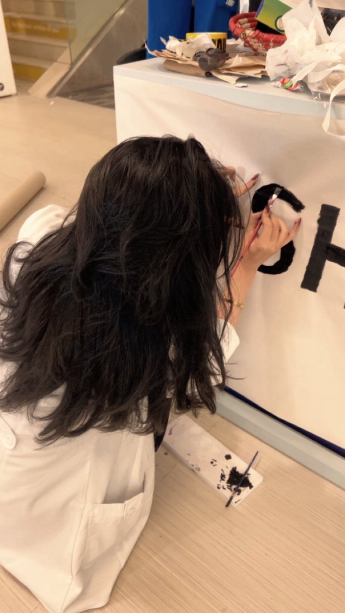 YYEO2N's tweet image. volunteering to do what i’m best at 
#yapper