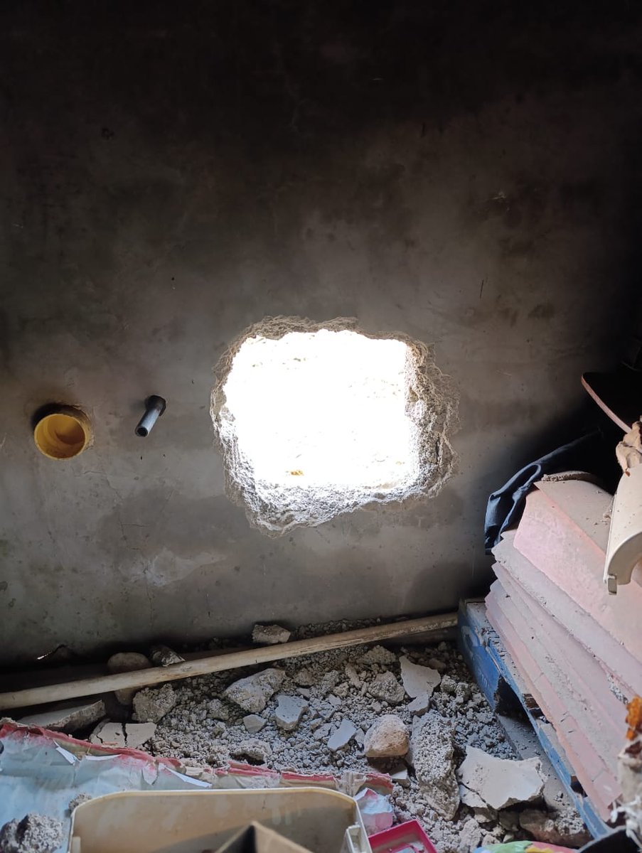 En la prolongación Ampies, salón parroquial de la iglesia Santo niño los ladrones haciendo de las suyas. El llamado a los cuerpos policiales a prestar vigilancia permanente en esa zona llamada el "llano del padre" S.O.S <a href="/POLIFALCON/">Policía de  Falcón</a>