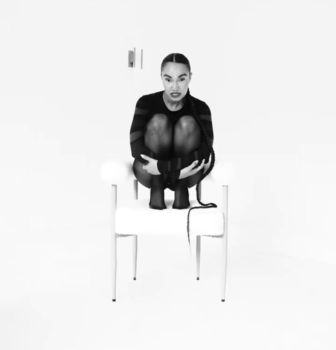 LMTodayNet's tweet photo. Leigh Anne is literally EATING. Dead &amp; Gone is literally coming soon https://t.co/zYnskskvMU
