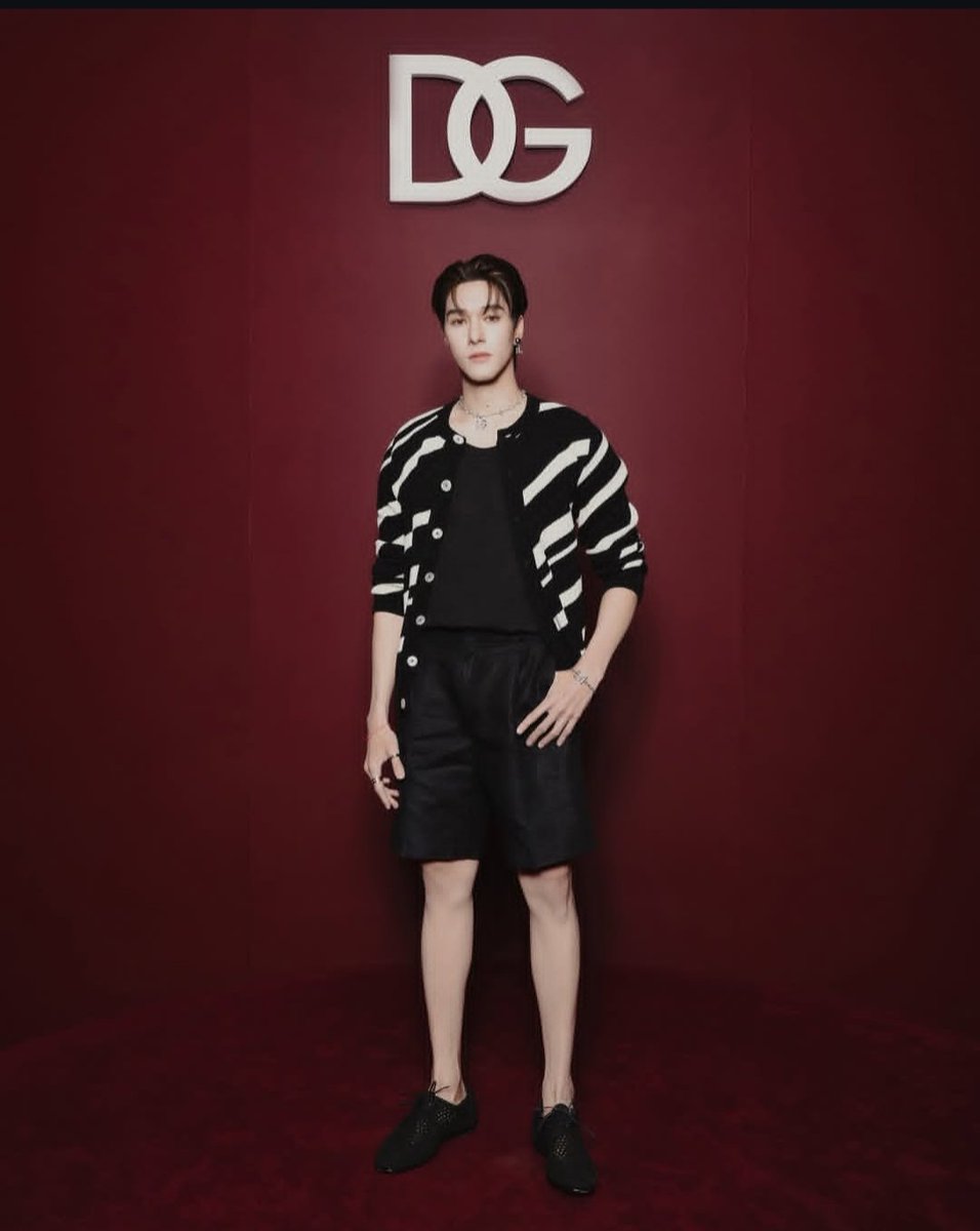shunkaoch's tweet photo. he's built a solid record in fashion events. he's always delivered &amp; ranked among top influencers with massive EMV. what's the explanation of his absence from fashion week this time? why kill his momentum?! @GMMTV

NANI DESERVES MORE
#GMMPromoteNaniRight
#hirunkit_ @som_thitaree https://t.co/8FRTabSue2