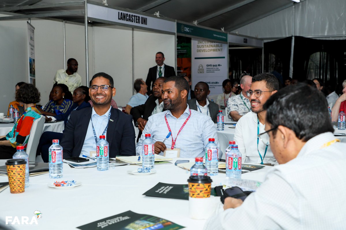 UK_CEH's tweet image. #SPS8 is well under way in Ghana! We were honoured to co-organise this event focusing on priority actions for achieving sustainable #phosphorus management in Africa and globally.

📸 Thank you @FARAinfo for the photos from the opening day on Tuesday.

upcyclelakes.org/sps8africa