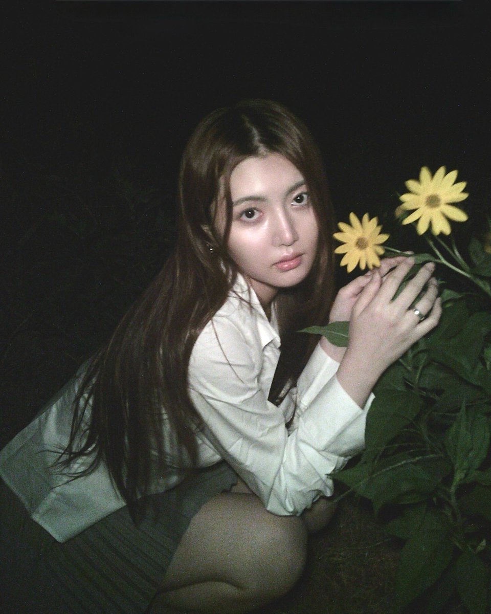 BE20_25's tweet photo. Be Girls Debut Single
'Flower Rain' -WUME-
2025.10.4.ー 0:00
#BeGirls #FlowerRain #WUME https://t.co/AmeX41FKOx
