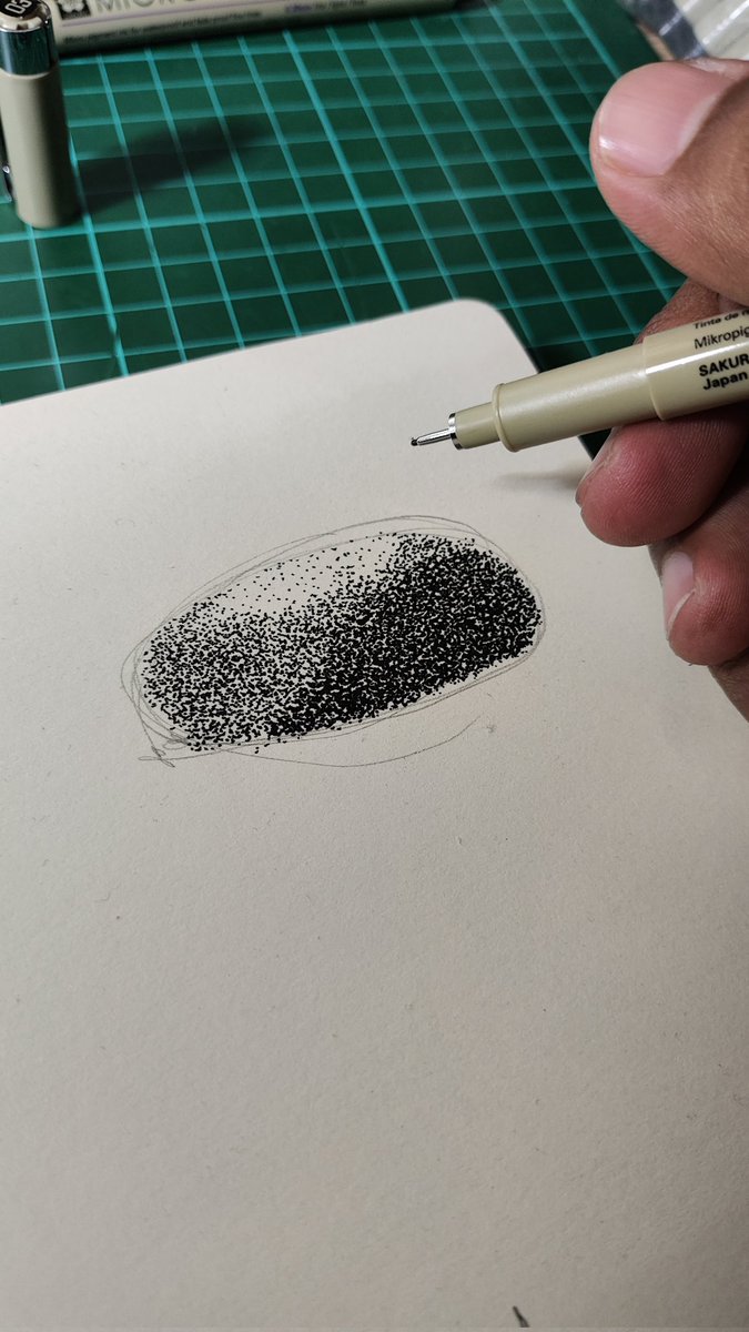 mid181195's tweet photo. Bushes drawing with pointiosm technique #midsketcher #sketch #drawing #bushes #pigmamicron https://t.co/okPXrUIVS5