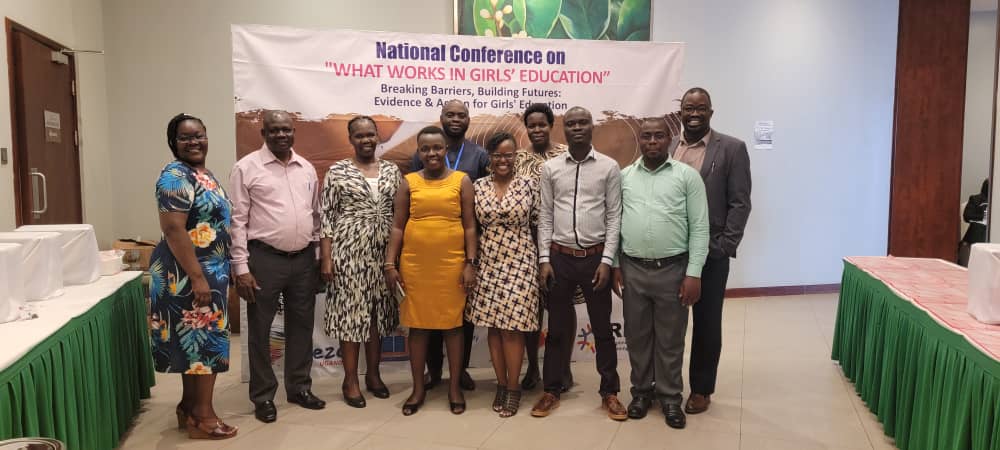 FAWEAfrica's tweet image. Collaboration in action!
FAWE RS &amp;amp; @FAWEUganda team up at the national conference. Highlighting TUSEME&apos;s success &amp;amp; new revisions for greater inclusion. 15 new clubs empowering girls in Uganda! #WhatWorks #FAWE #GirlsEducation #TUSEME