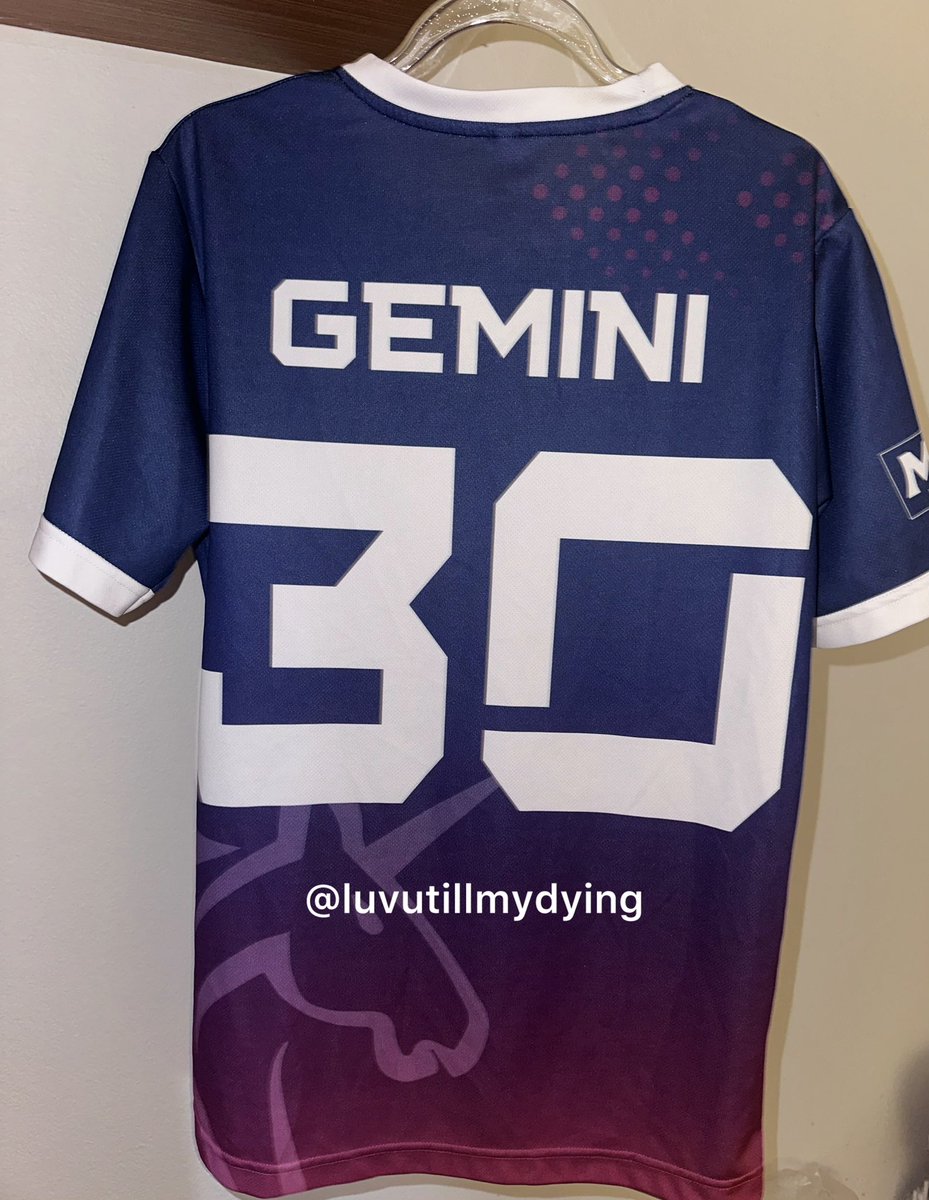 imnotyouraries's tweet photo. wts 🗯️

⚽️BAScii football jersey name Gemini 30
-size s (chest 38" length 27")
💘300 รวมส่ง พร้อมส่งให้พนเลยค้าบ

สนใจ/สอบถาม dm ได้เลยนะค้าบ♥️

#ตลาดนัดgmmtv 
#ตลาดนัดเจมิไนน์โฟร์ท 
#ตลาดนัดgeminifourth #Gemini_NT https://t.co/0drN13gDGU