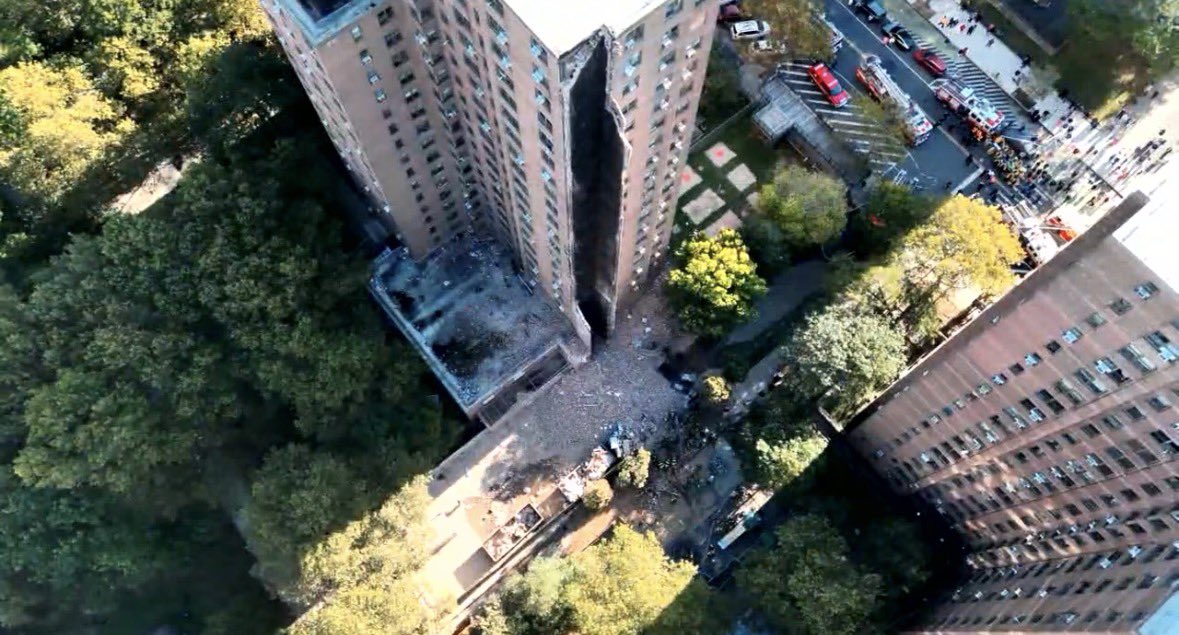 nycemergencymgt's tweet image. NYCEM and emergency personnel are conducting an interagency response to a partial building collapse at 205 Alexander Ave. FDNY operations continue. NYPD is on scene for site security and enforcement of street closures. Con Edison Gas has shut gas utility to the impacted building.…