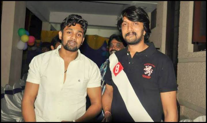 crazyBoy201045's tweet photo. WE DEMAND KD UPDATE 
@DhruvaSarja @directorprems @KvnProductions 
#KDTheDevil https://t.co/2R1UG98jAZ
