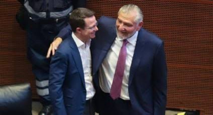 ¿Pacto entre líderes del PAN y Adán Augusto? 

<a href="/MarioMal/">Mario Maldonado</a> 
Lo que sucedió ayer en el Senado podría ser muy sintomático de lo que viene con la oposición panista: mientras la secretaria Rosa Icela Rodríguez arrancaba su comparecencia, Adán Augusto López se dio unos minutos para