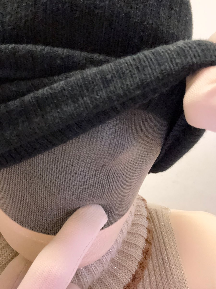 socks girl tweet media