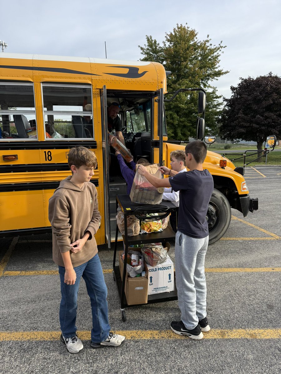 WarrensburgLatham MS tweet media