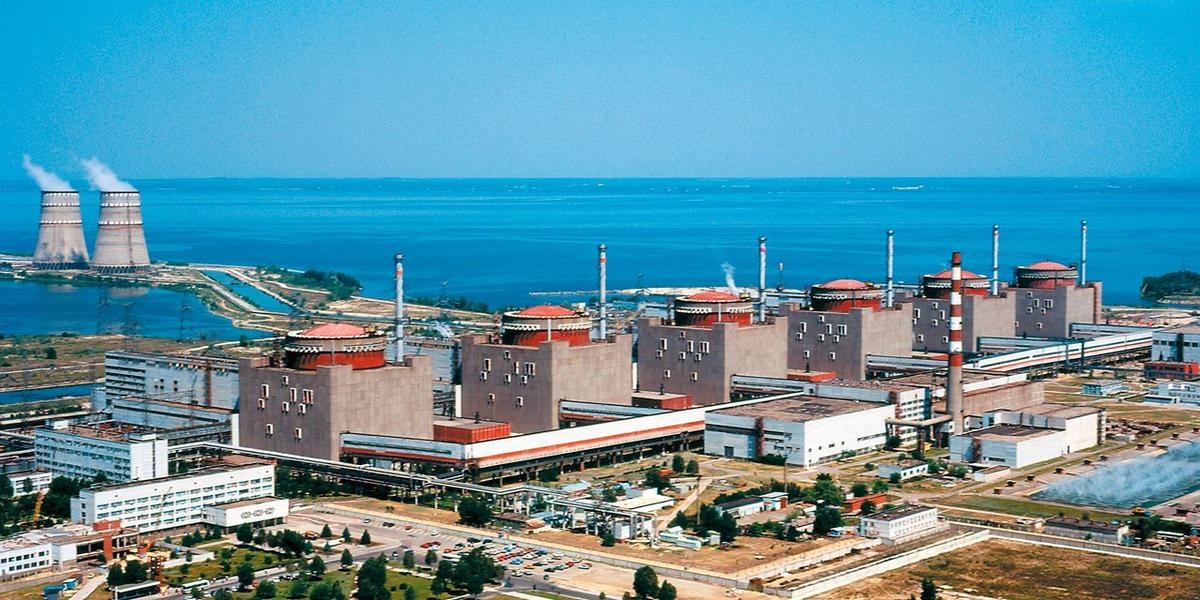 ❗️❗️❗️BREAKING: NUCLEAR DISASTER MAY OCCUR AT ZAPORIZHZHIA NPP

The IAEA is sounding the alarm. They warn that in case of a complete shutdown of backup systems, there could be a risk of nuclear fuel meltdown.

🇺🇦Yesterday, Zelensky spoke about the critical situation at the plant.