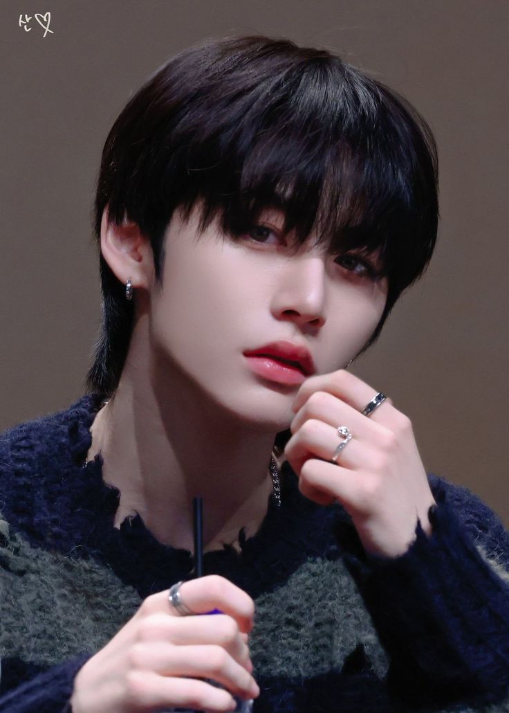 happycatmeme132's tweet photo. 동민이랑 태산 그 사이 눈빛 뭔말알?
눈빛이 뭔가 달라.. https://t.co/VgLaoGaDVG