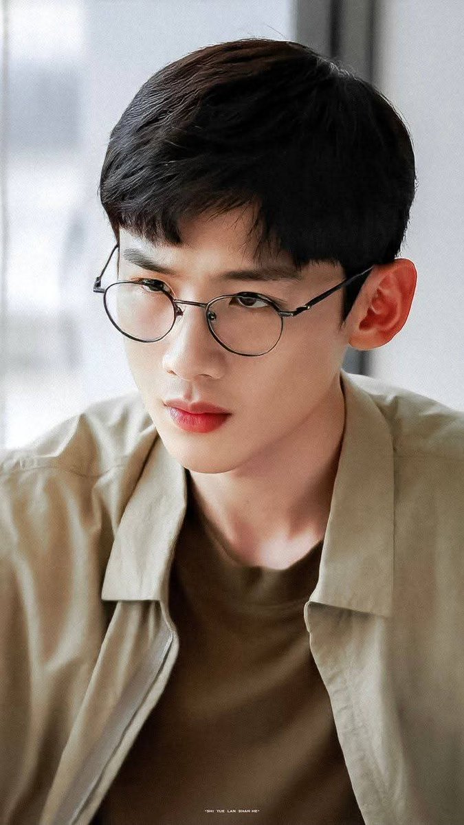 BtsFanFromIndi3's tweet photo. @Allcbizmelons I agree.. 

He is fabulous in every his drama https://t.co/OpkG3p2fgz