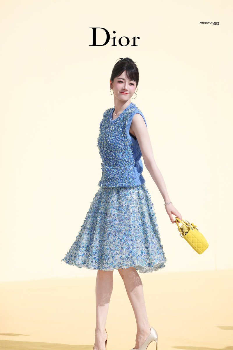 I can see that he is a princess.

DILRABA DIOR PFW25
#DilrabaDiorSS26 
#Dilraba 
#DiorSS26
<a href="/Dior/">Dior</a>